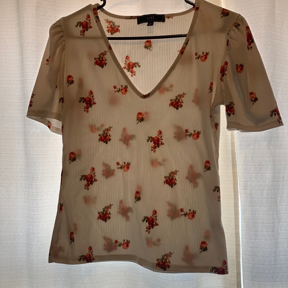 Brand : VIBE SPORTSWEAR size : XL